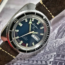 FRENCH~TRADITION/YEMA SOUS MARINE AUTOMATIC DIVER