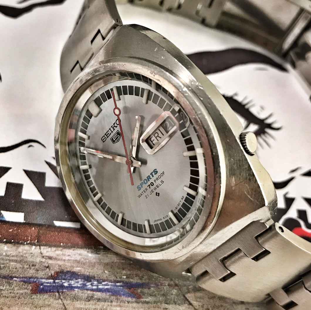 GROOVY~1968 SEIKO 5 SPORTS 6119-8130~SERVICED – RETROWATCHGUY