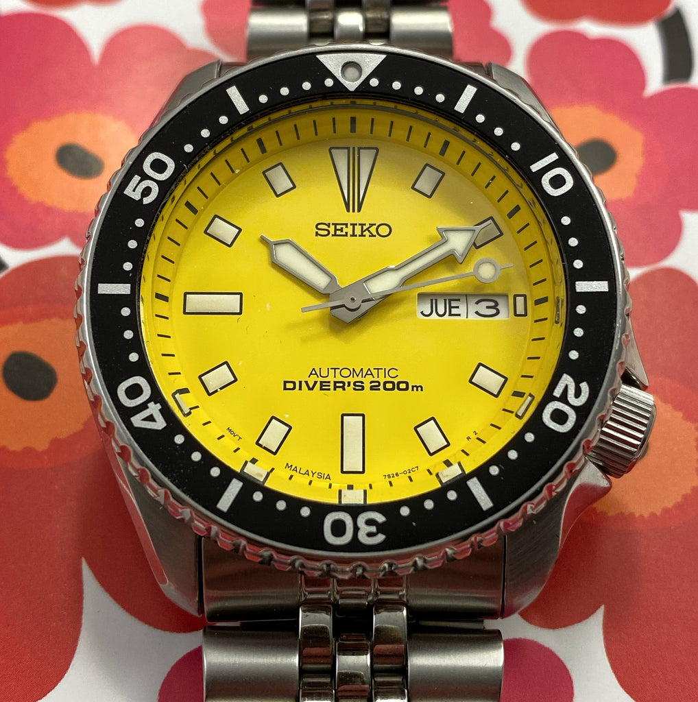 SEIKO BUMBLEBEE – RETROWATCHGUY