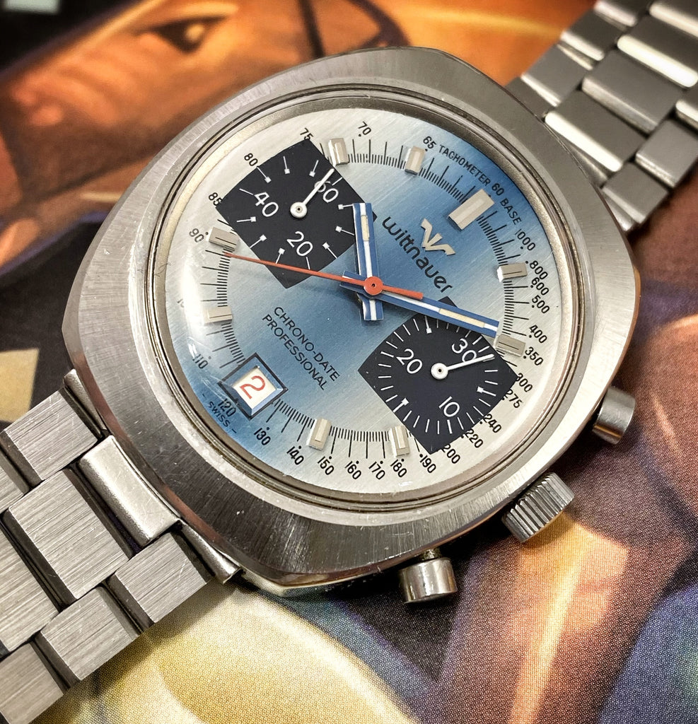 MINTY~LATE 60s WITTNAUER CHRONO-DATE PROFESSIONAL 