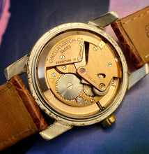 DEBONAIRE~1954 OMEGA SEAMASTER CAL.354 BUMPER SOLID GOLD/STEEL AUTO